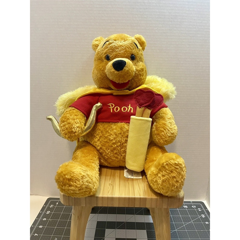 VTG Disney Store‎ Exclusive Winnie the Pooh Cupid Valentine Plush 11"